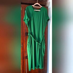Universal Standard Green Sheath Maxi Dress with Dolman Sleeves